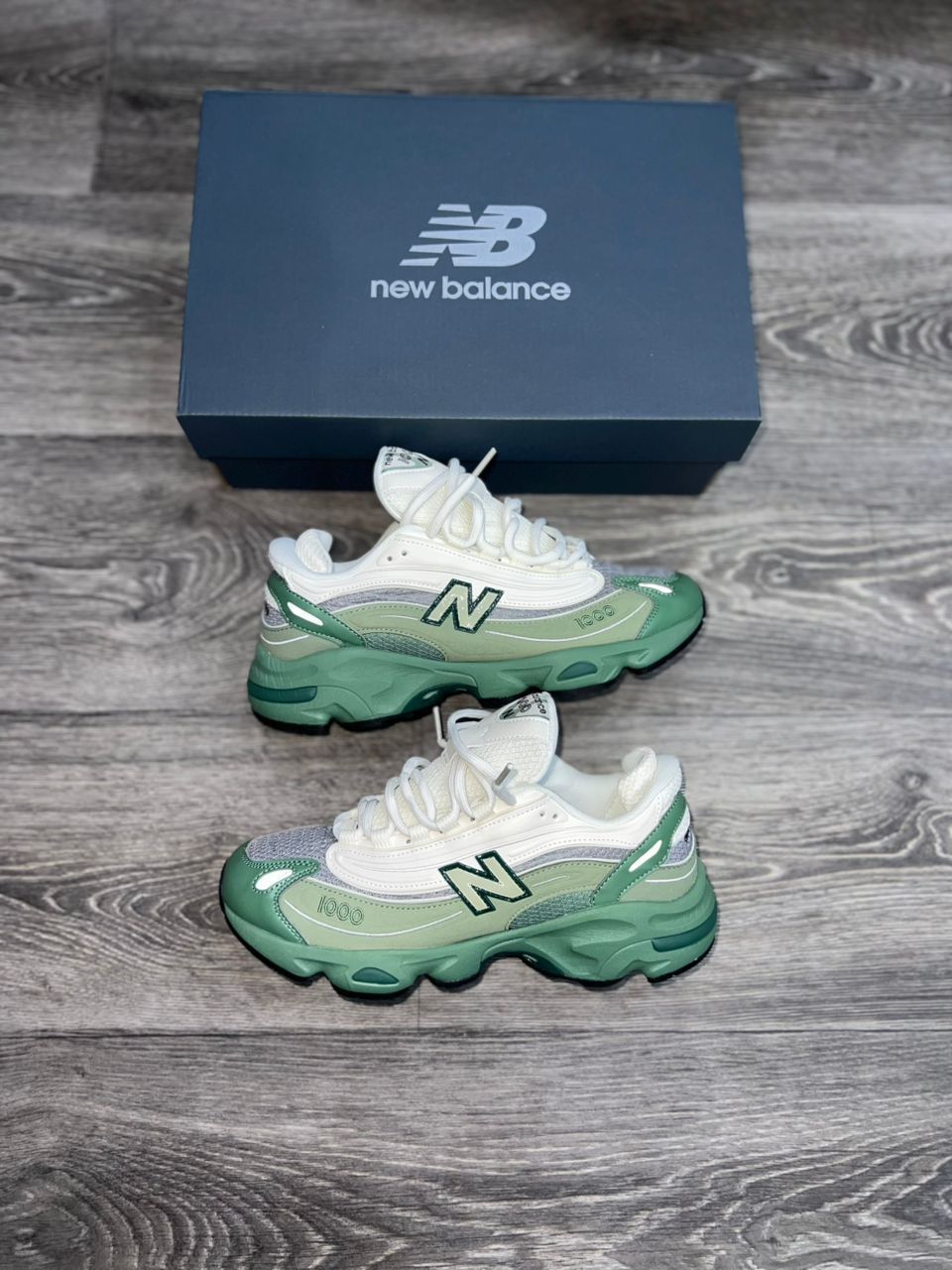 New Balance 1000